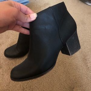 Forever 21 black boots